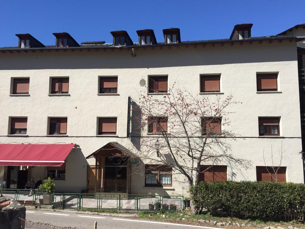 Hostal Fondevila Bohí Buitenkant foto